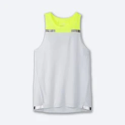 Brooks Carbonite Tank