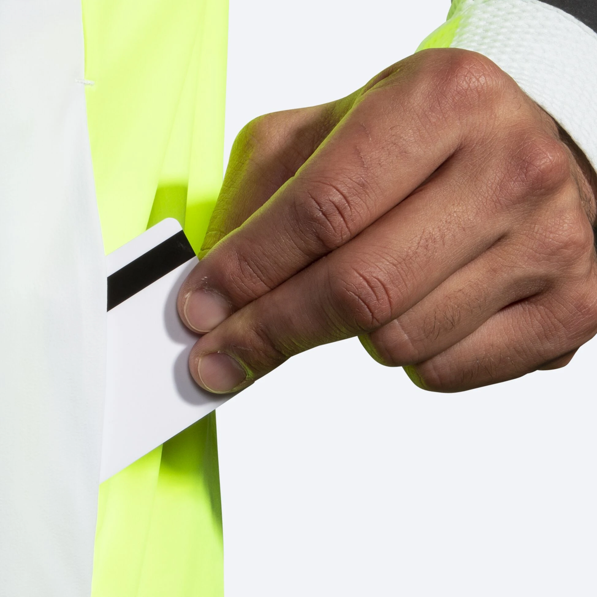 Brooks Carbonite Vest - Image 8