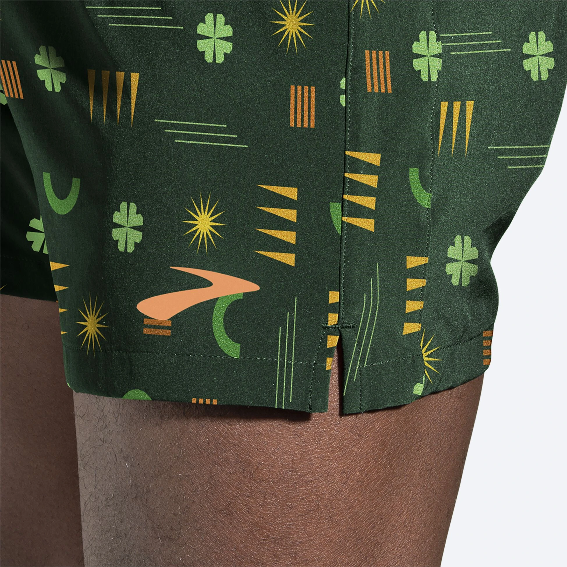 Brooks Moment 5" Short 327 - Green/Run Lucky - Image 5