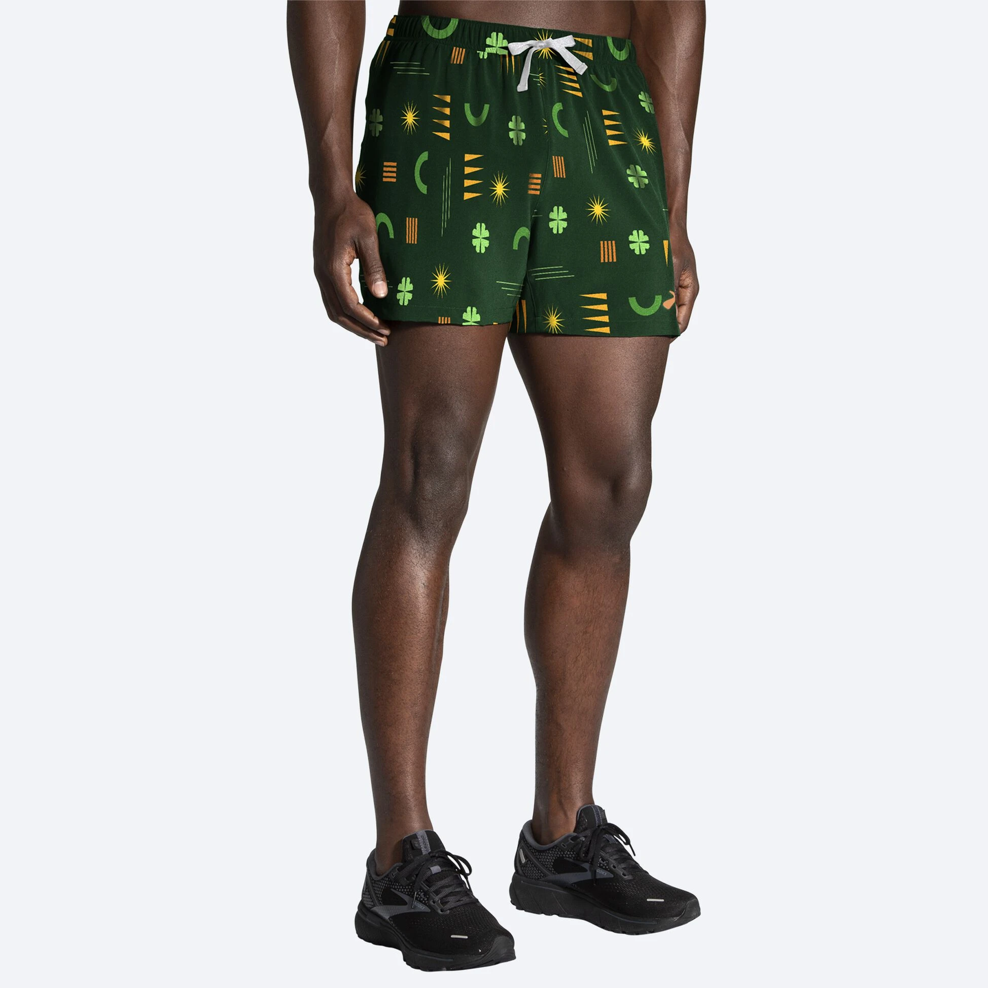 Brooks Moment 5" Short 327 - Green/Run Lucky - Image 2