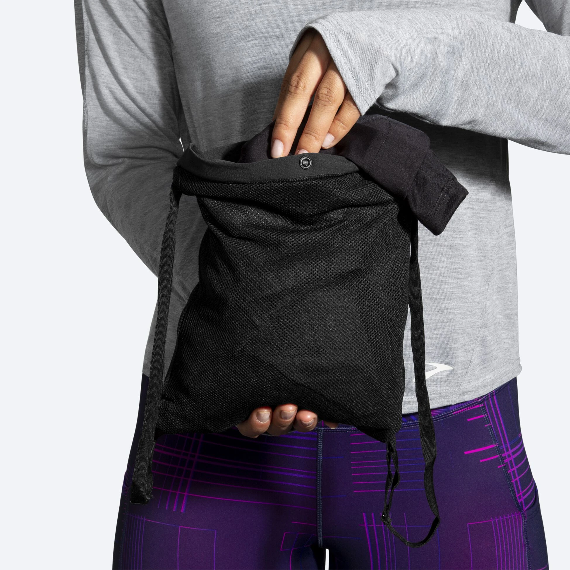 Brooks Fusion Hybrid Jacket 001 - Black - Image 6