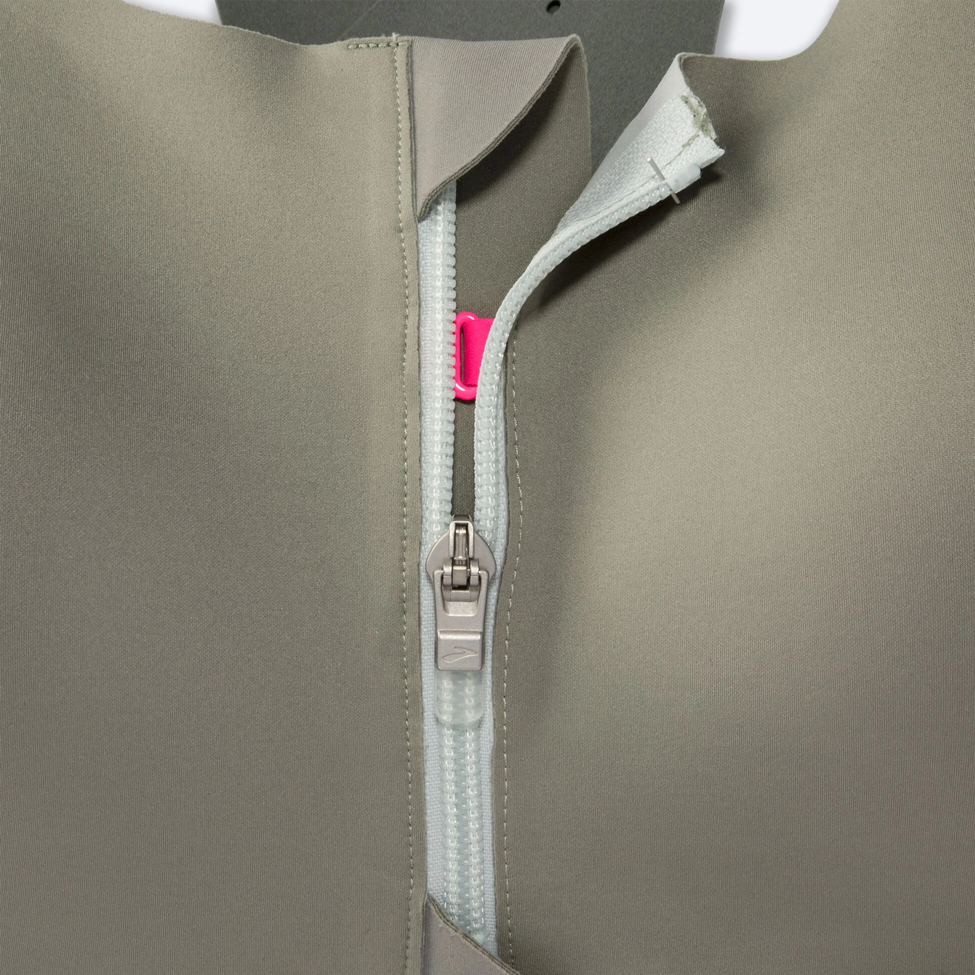 Brooks Dare Zip Run Bra 2.0 326 - Pebble/Dark Pebble/Cool Mint - Image 8